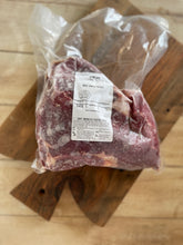 Load image into Gallery viewer, Chuck Roast (2-3.5lbs)
